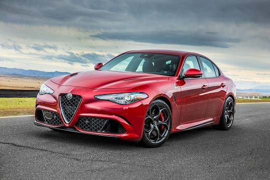 Alfa Romeo Giulia (2022) - skrzynka bezpieczników i przekaźników