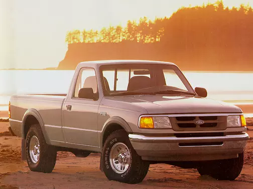 Ford Ranger (1993-1997) - skrzynka bezpieczników i przekaźników