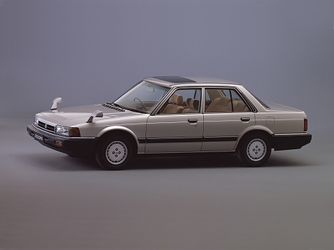 Honda Accord (1981-1985) - skrzynka bezpieczników i przekaźników