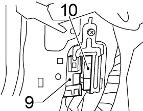 Nissan Sentra (2000-2006) - skrzynka bezpieczników i przekaźników