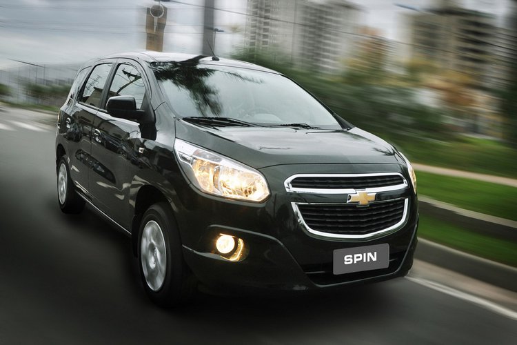 Chevrolet Spin (2013-2018) - skrzynka bezpieczników i przekaźników