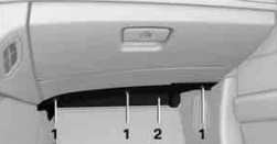 BMW Z4 E89 (2009-2016) - skrzynka bezpieczników i przekaźników