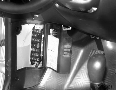 Hyundai H-1, Grand Starex (2004-2007) - skrzynka bezpieczników i przekaźników