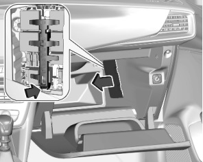 Opel Mokka II (2021-2022) - skrzynka bezpieczników i przekaźników