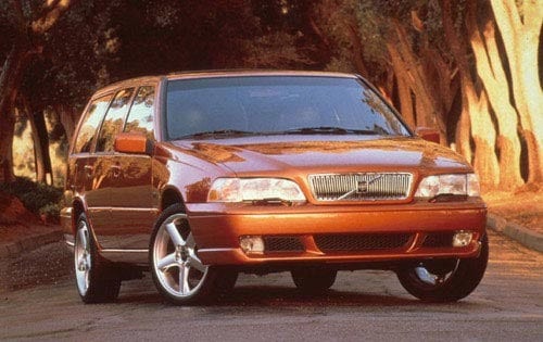 Volvo V70 (1997-1999) - skrzynka bezpieczników i przekaźników