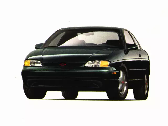 Chevrolet Monte Carlo (1998-1999) - skrzynka bezpieczników i przekaźników