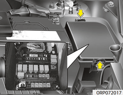 Kia Carens i Rondo UN (2014-2016) - skrzynka bezpieczników i przekaźników