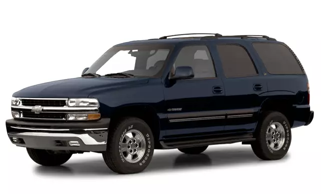 Chevrolet Suburban i Tahoe GMT800 (2000-2002) - skrzynka bezpieczników i przekaźników